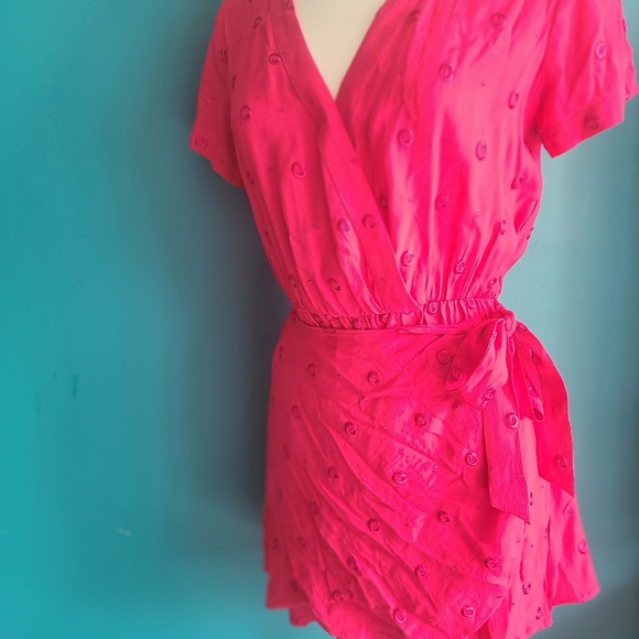 Ett:Twa Anthropologie hot pink polka dot embroidered romper v neck skort - Picture 7 of 7